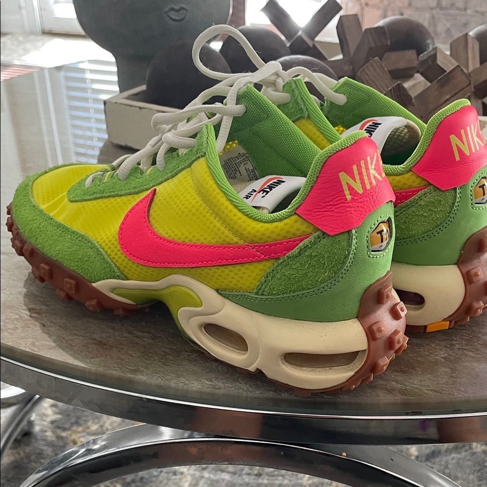 Nike men Yellow & Green Sneakers with Pink Swoosh - Picture 4 of 5
